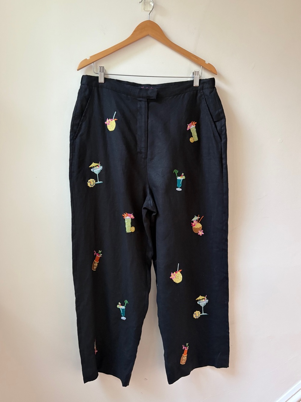 Linen Embroidered Cocktail Cropped Pants - Picture 12 of 12